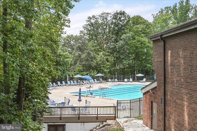 1945 MARCONI CIR, Annapolis, MD 21401