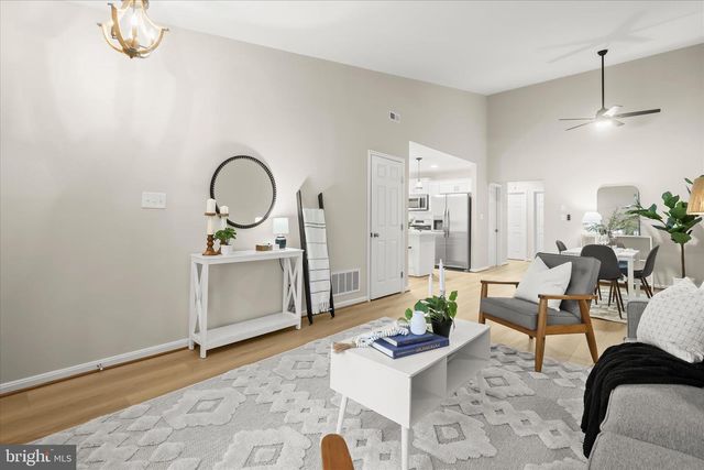 1945 MARCONI CIR, Annapolis, MD 21401