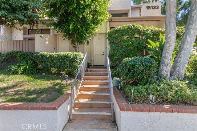 15133 Magnolia E, Sherman Oaks, CA 91403
