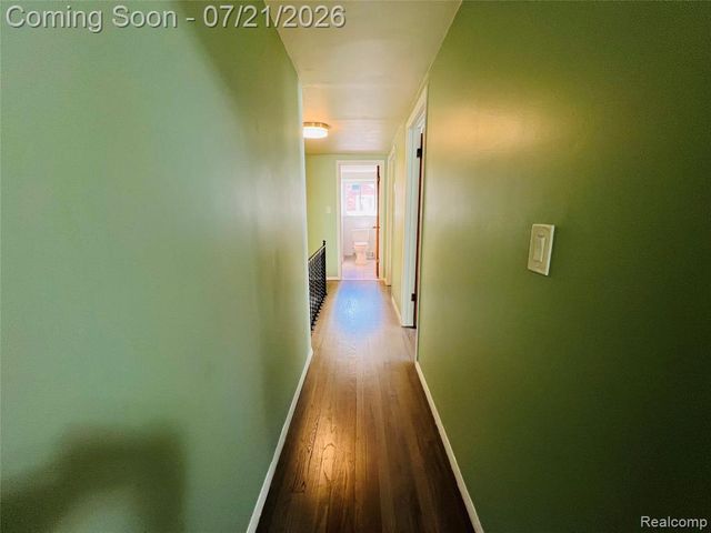 747 Jamaica Drive, Troy, MI 48083