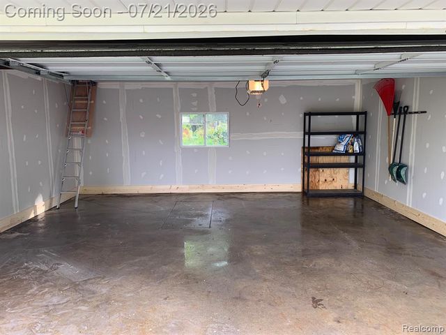 747 Jamaica Drive, Troy, MI 48083