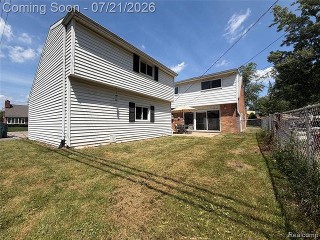 747 Jamaica Drive, Troy, MI 48083