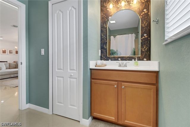 11295 Red Bluff LN, Fort Myers, FL 33912