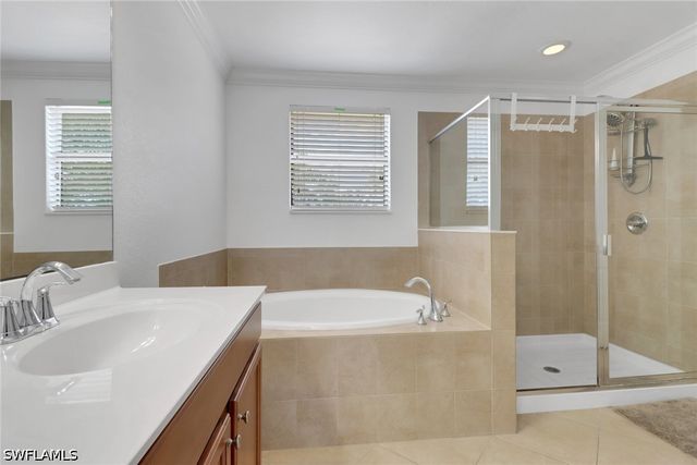 11295 Red Bluff LN, Fort Myers, FL 33912