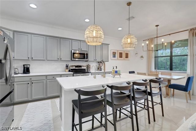11295 Red Bluff LN, Fort Myers, FL 33912