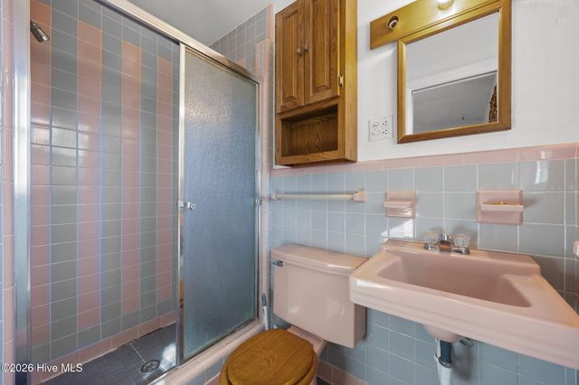 205 Fenton Place, Jacksonville, NC 28540