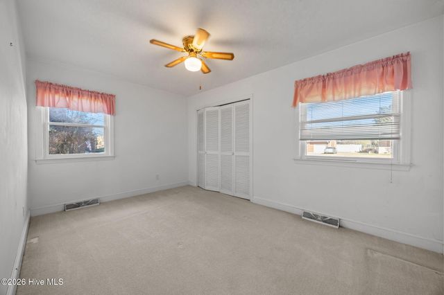 205 Fenton Place, Jacksonville, NC 28540