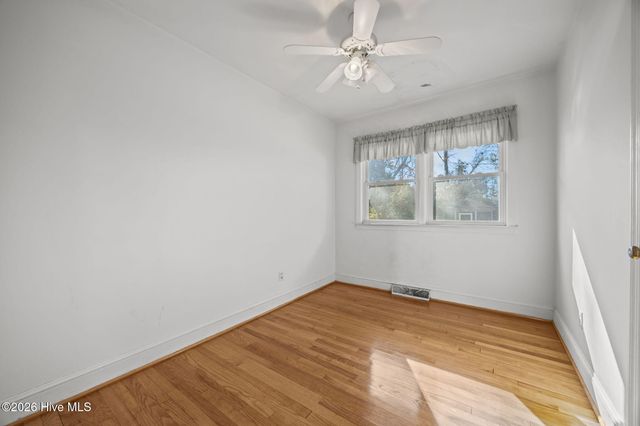 205 Fenton Place, Jacksonville, NC 28540