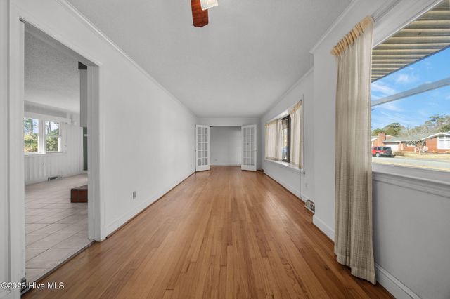 205 Fenton Place, Jacksonville, NC 28540