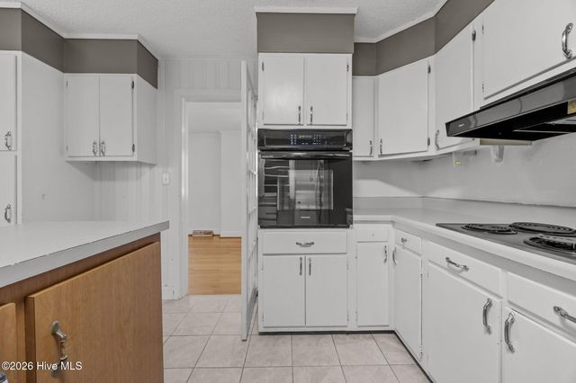 205 Fenton Place, Jacksonville, NC 28540