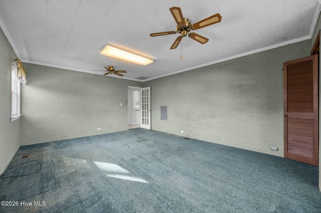 205 Fenton Place, Jacksonville, NC 28540