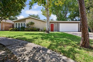 5507 Ariel Street, Houston, TX 77096