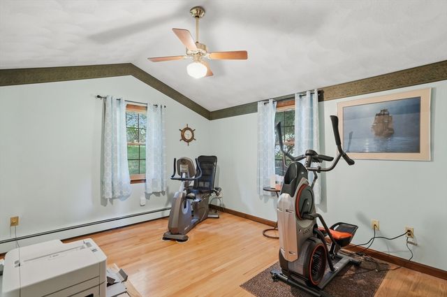 12 Heritage Drive, Woburn, MA 01801