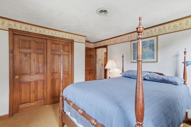 12 Heritage Drive, Woburn, MA 01801