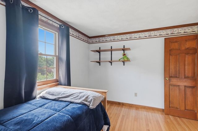 12 Heritage Drive, Woburn, MA 01801