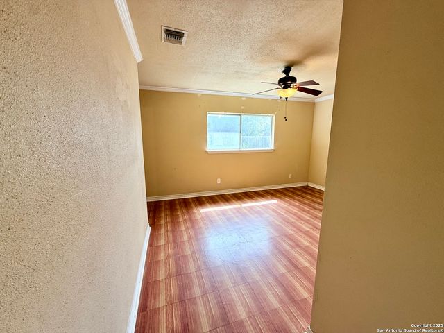 5731 Timber Bend, San Antonio, TX 78238