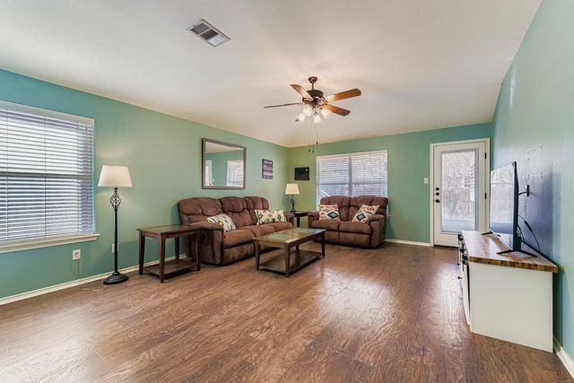 190 Mystic Shadow LN, Buda, TX 78610