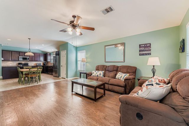 190 Mystic Shadow LN, Buda, TX 78610