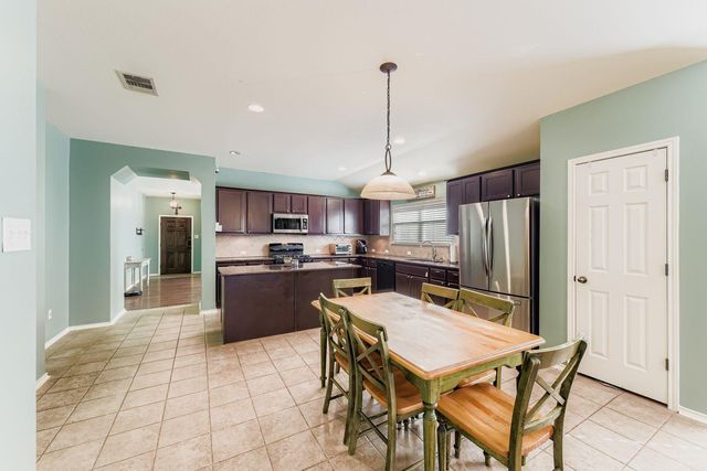 190 Mystic Shadow LN, Buda, TX 78610