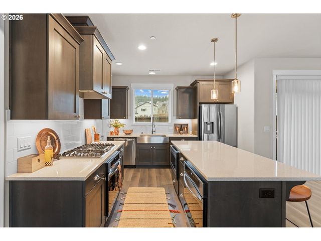 5773 N 86TH Cir, Camas, WA 98607