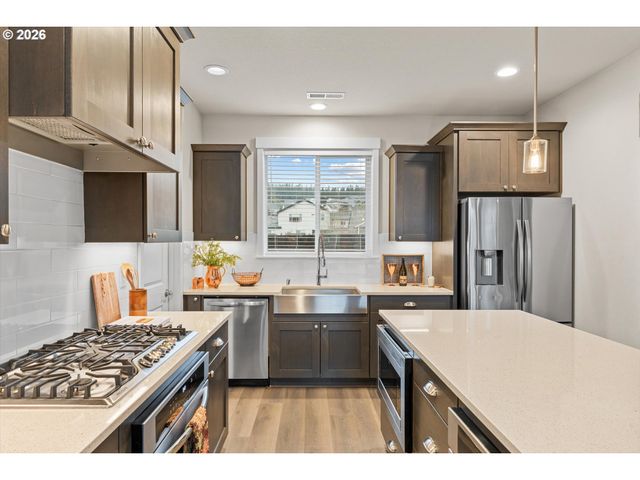 5773 N 86TH Cir, Camas, WA 98607