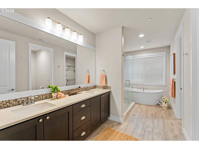 5773 N 86TH Cir, Camas, WA 98607