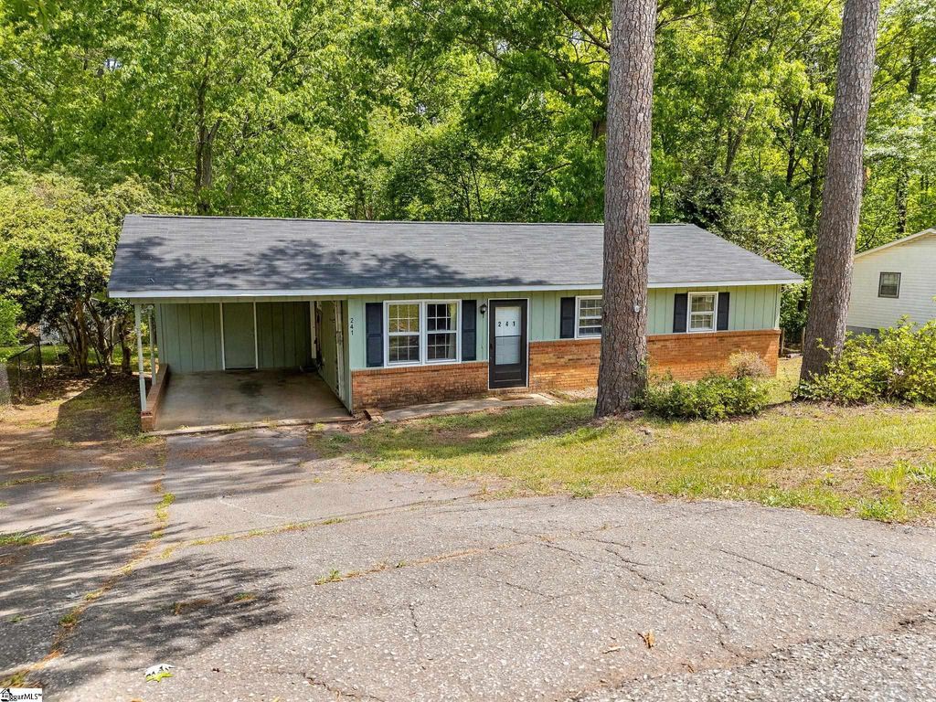 241 Idlewood Circle, Spartanburg, SC 29307