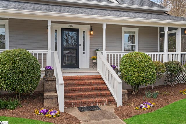 305 E Prince Road, Landrum, SC 29356