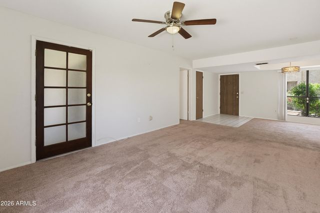3119 W Cochise Drive 101, Phoenix, AZ 85051