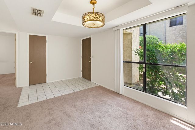 3119 W Cochise Drive 101, Phoenix, AZ 85051