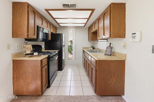 3119 W Cochise Drive 101, Phoenix, AZ 85051