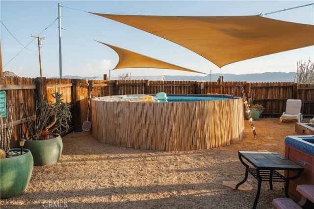 80277 Wikieup, 29 Palms, CA 92277