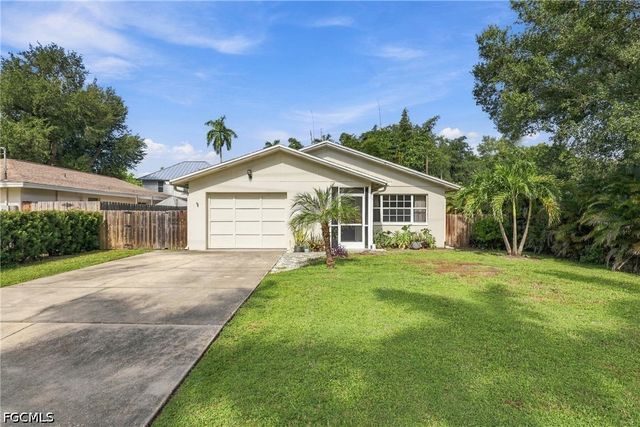 3752 Roosevelt AVE, Fort Myers, FL 33901