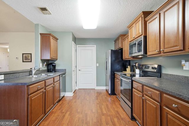 4901 Summersun Drive, Morrow, GA 30260