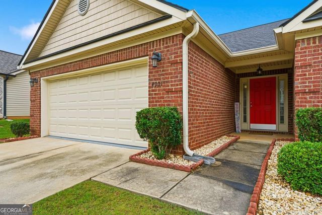 4901 Summersun Drive, Morrow, GA 30260