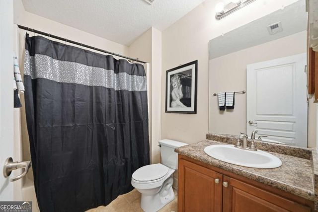4901 Summersun Drive, Morrow, GA 30260