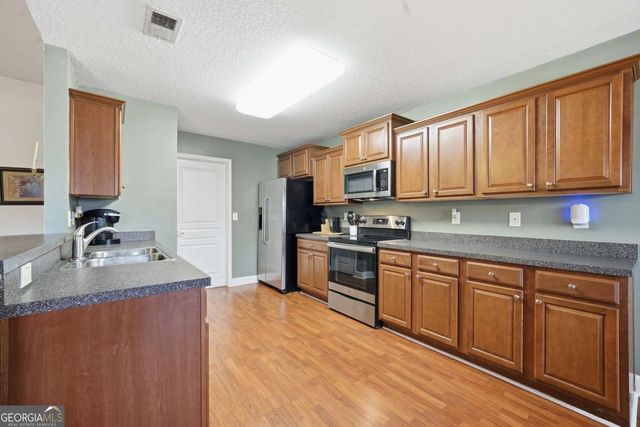 4901 Summersun Drive, Morrow, GA 30260