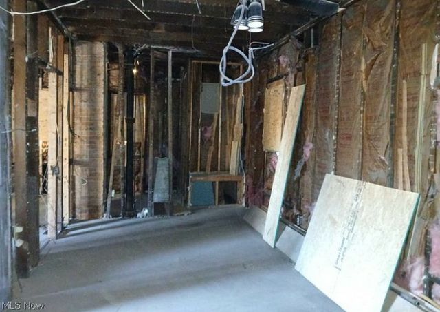 7112 Duluth Avenue, Cleveland, OH 44103