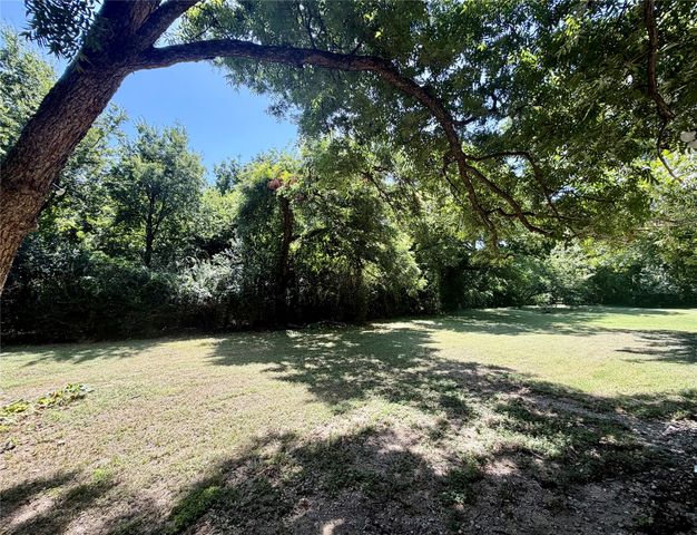 6620 Eastridge Drive 125, Dallas, TX 75231