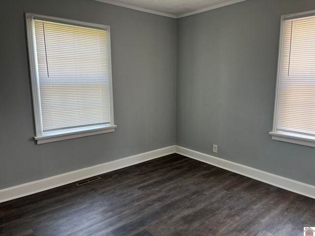 2516 Harrison St, Paducah, KY 42001