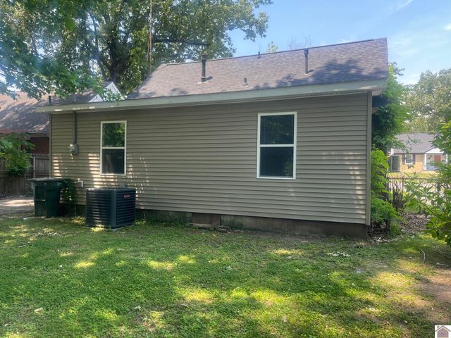 2516 Harrison St, Paducah, KY 42001