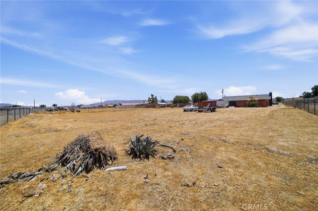 16678 Lilac Street, Hesperia, CA 92345