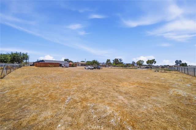 16678 Lilac Street, Hesperia, CA 92345