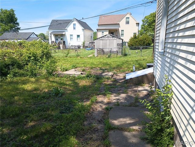 8539 Robin Avenue, St Louis, MO 63147