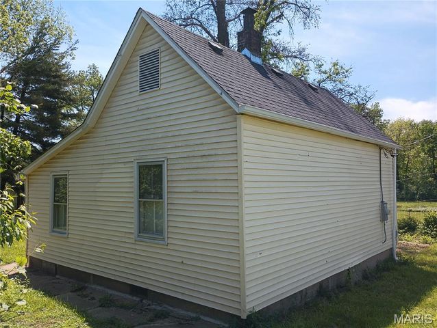 8539 Robin Avenue, St Louis, MO 63147
