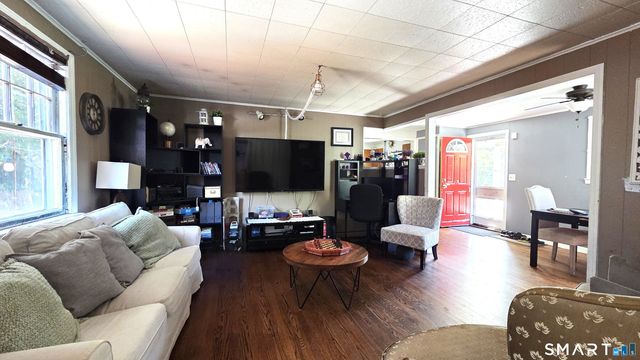 28 Elberta Avenue, Trumbull, CT 06611