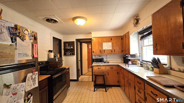 28 Elberta Avenue, Trumbull, CT 06611