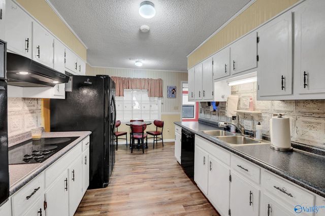 1218 Castleman Avenue SW, Decatur, AL 35601