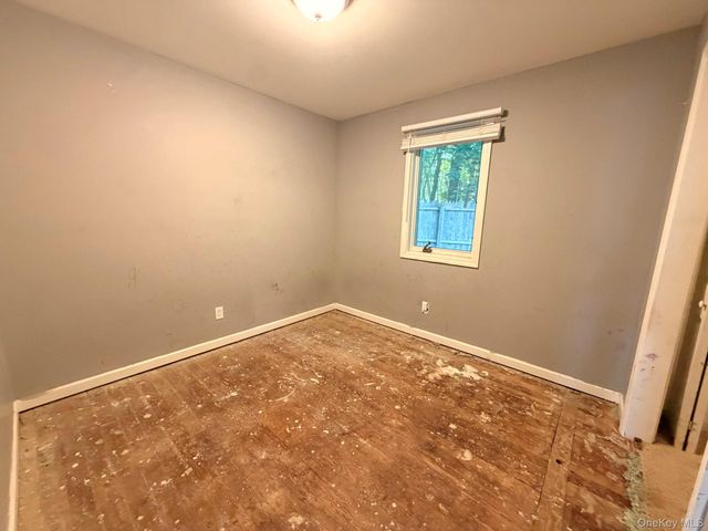 93 Lynbrook Drive, Sound Beach, NY 11789