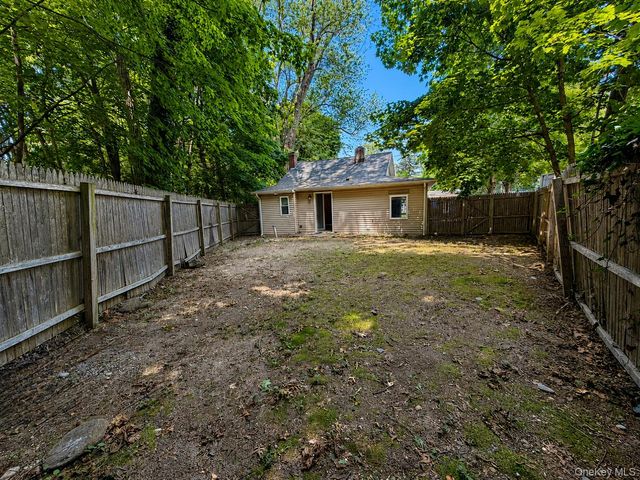 93 Lynbrook Drive, Sound Beach, NY 11789